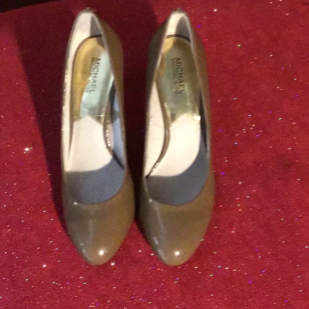 MICHAEL KORS women’s heels NWOT